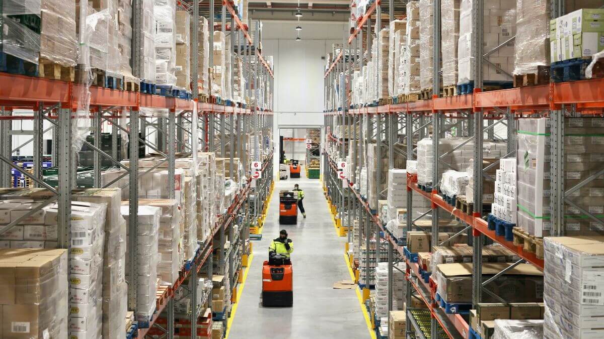 Pick Pack and Ship Tips: 12 Ways to Pick Quickly in a Warehouse